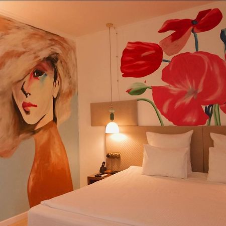 Inn Ozz Astana Ngoại thất bức ảnh