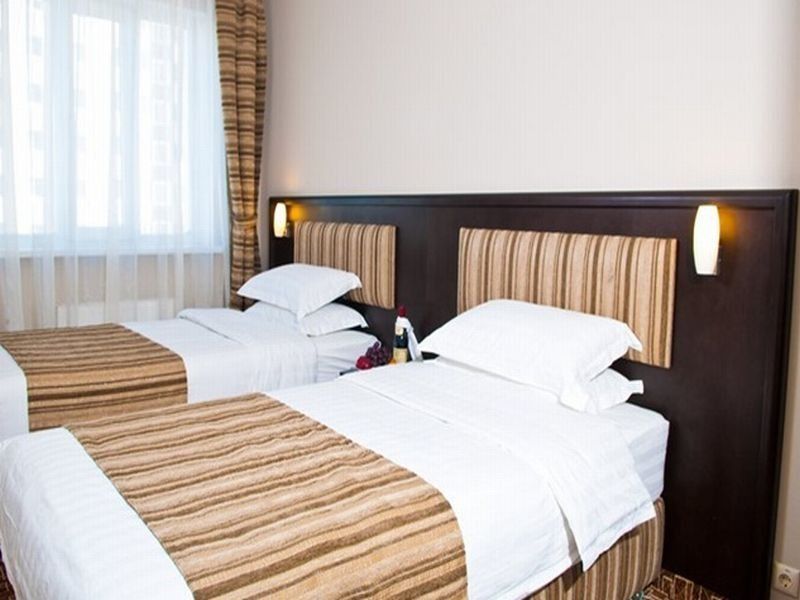 Inn Ozz Astana Ngoại thất bức ảnh
